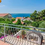Vila Rustical With Traditional Tavern & Pool Maslenica