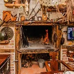 Vila Rustical With Traditional Tavern & Pool
