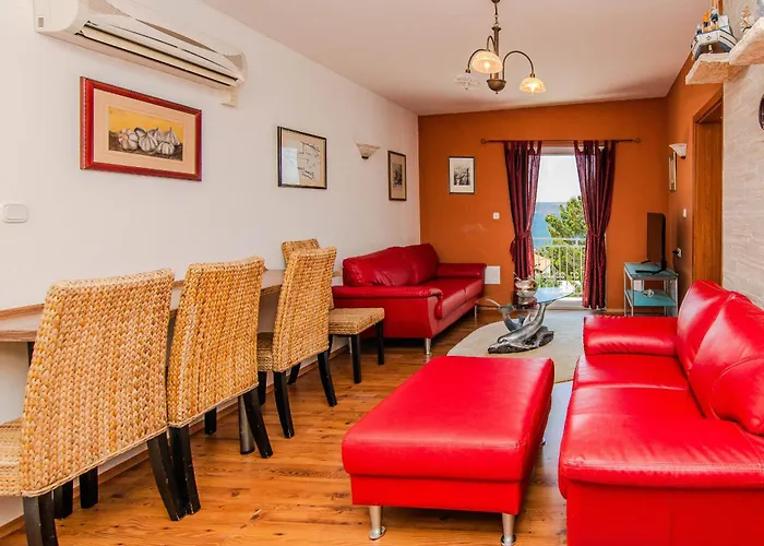 Rustical With Traditional Tavern & Pool Villa Maslenica