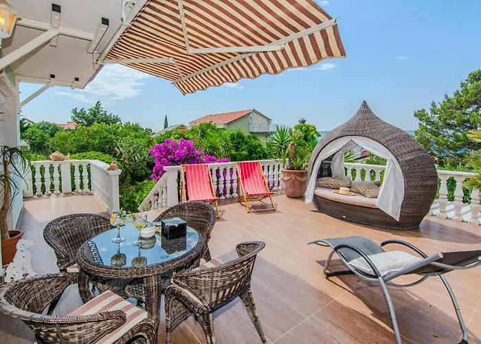 Rustical With Traditional Tavern & Pool Villa Maslenica