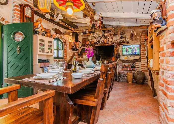 Rustical With Traditional Tavern & Pool * Maslenica