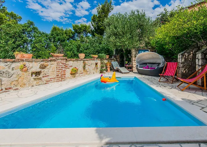 Rustical With Traditional Tavern & Pool Villa Maslenica