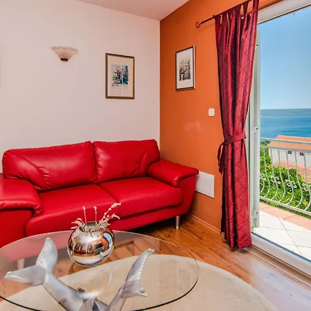 Rustical With Traditional Tavern & Pool Villa *