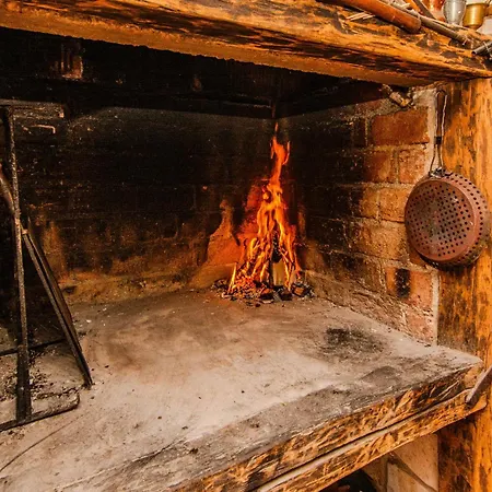 Villa Rustical With Traditional Tavern & Pool *