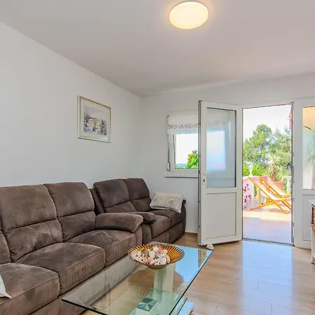 Rustical With Traditional Tavern & Pool Villa Maslenica