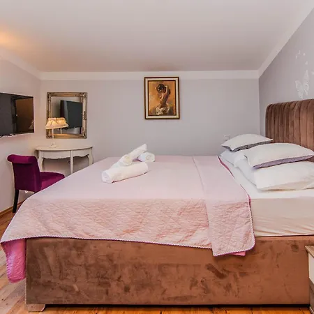 Rustical With Traditional Tavern & Pool Villa