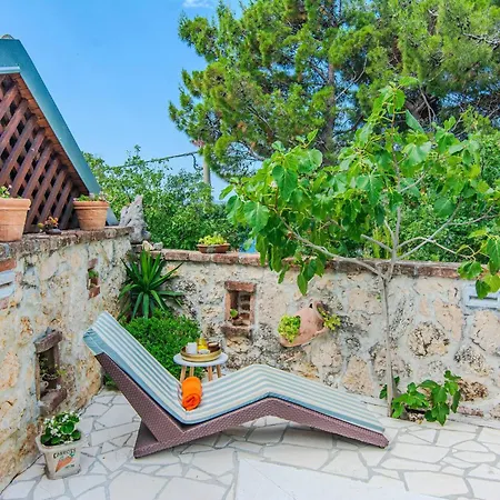 Villa Rustical With Traditional Tavern & Pool Maslenica