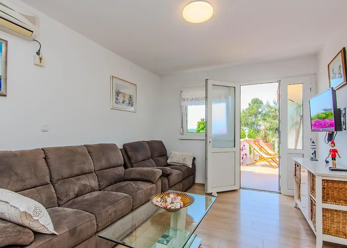 Rustical With Traditional Tavern & Pool Вилла Масленица